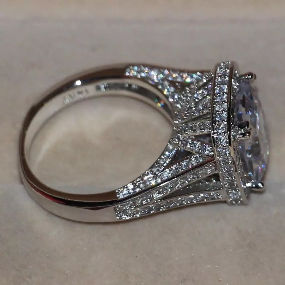 10ct pave 14k gold Wedding Simulated Diamond Ring - Picture 3 of 8
